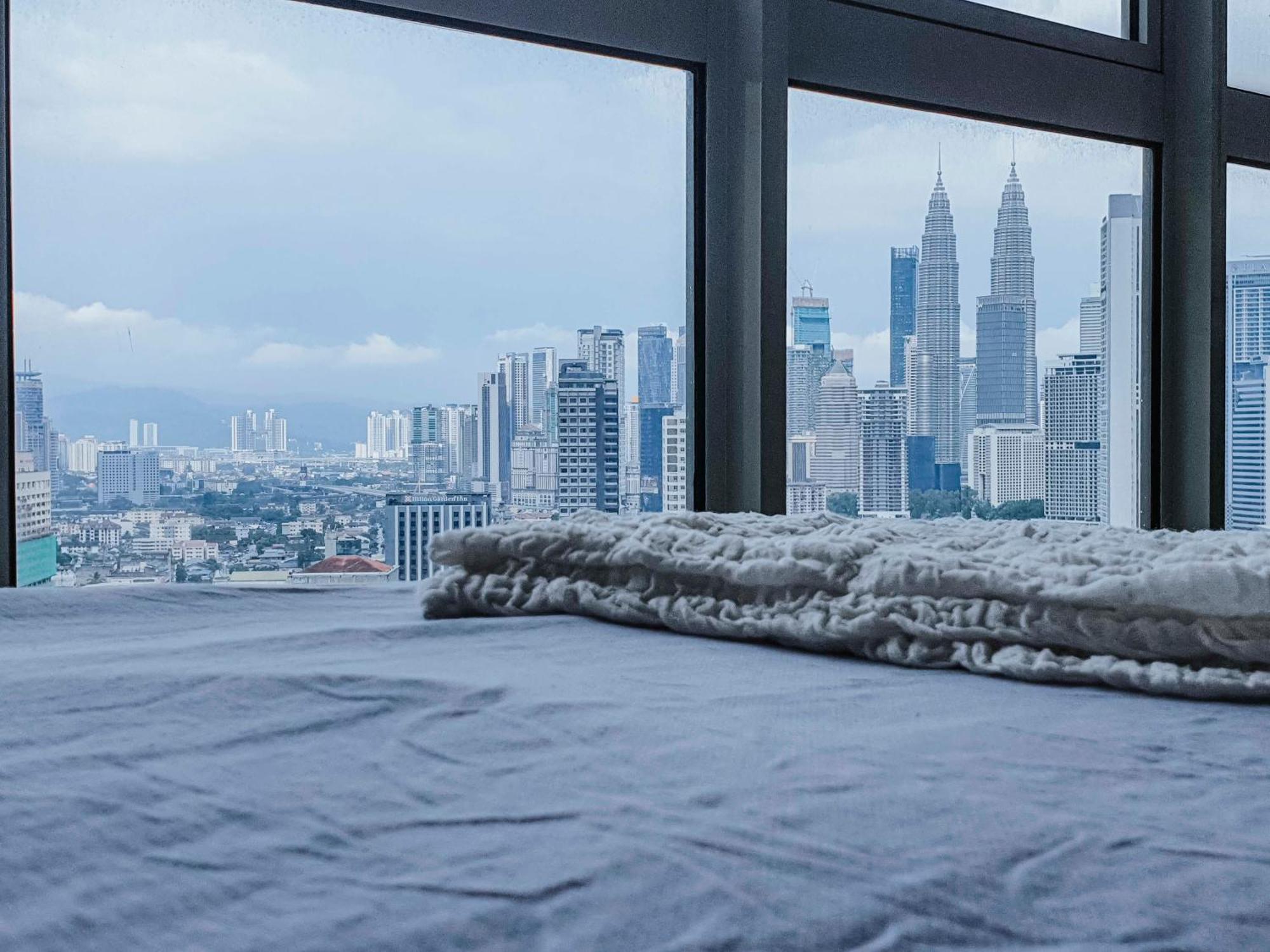 Regalia Residence The Sky Pool Suite クアラルンプール エクステリア 写真